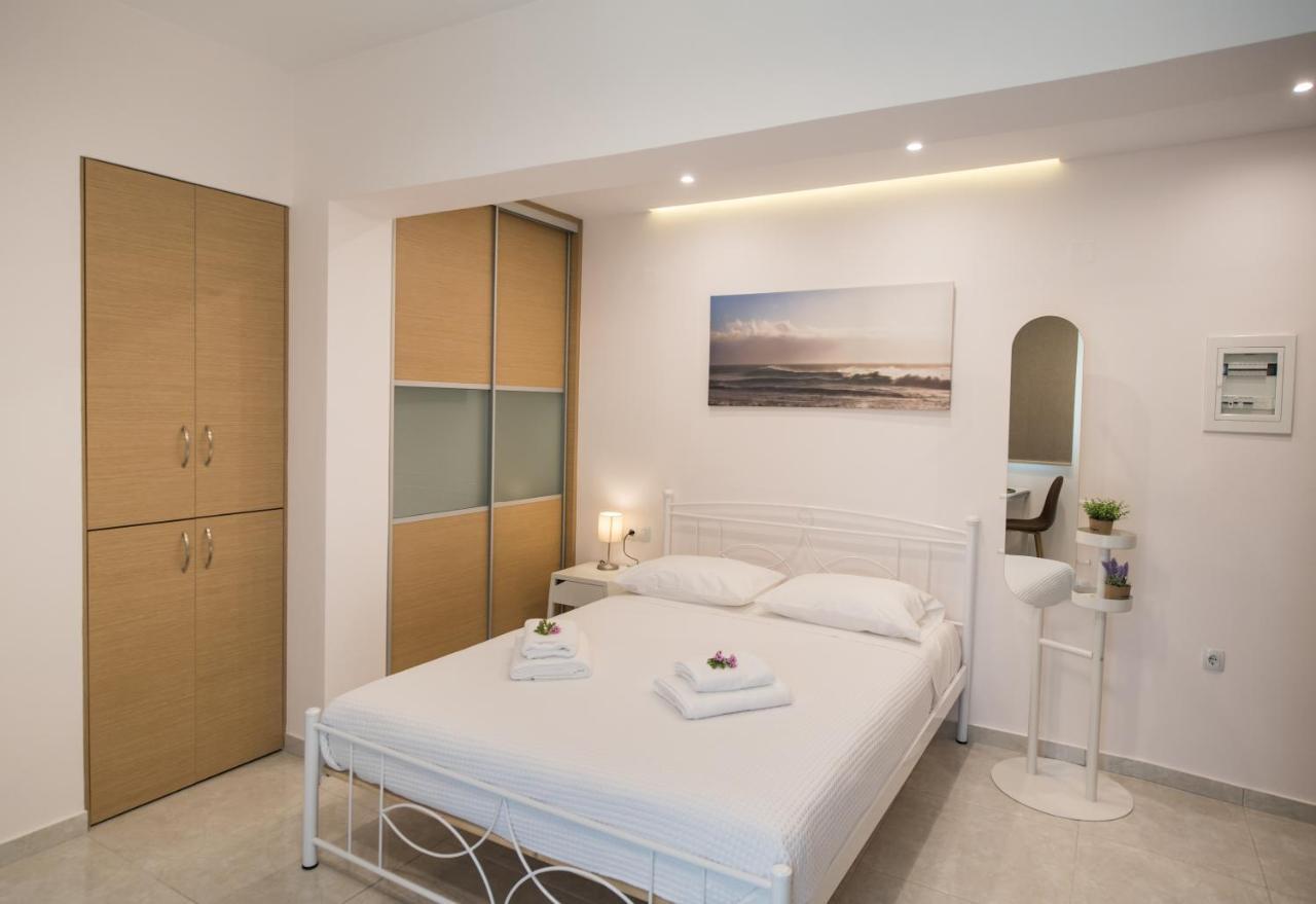 Bounatsa Studios & Apartments 奈德里 外观 照片