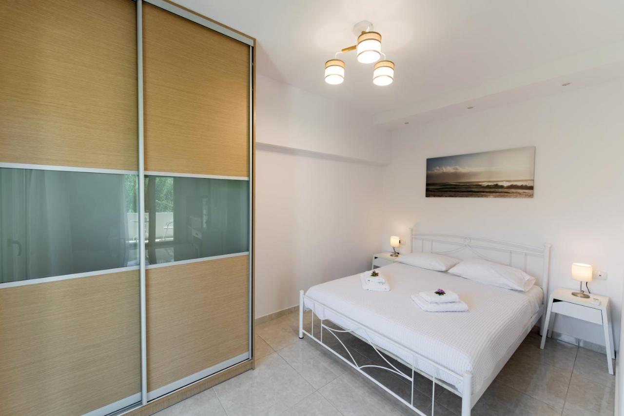 Bounatsa Studios & Apartments 奈德里 外观 照片