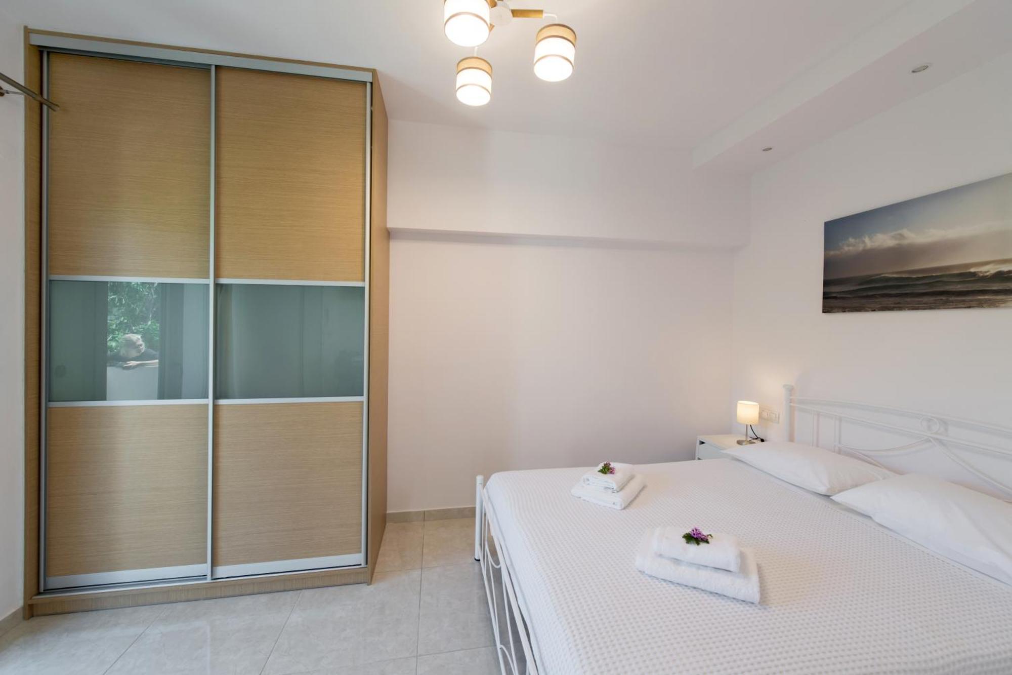 Bounatsa Studios & Apartments 奈德里 外观 照片